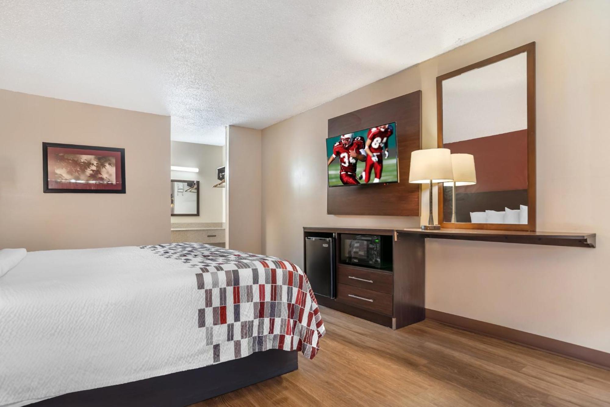 Red Roof Inn Montgomery - Midtown Екстериор снимка